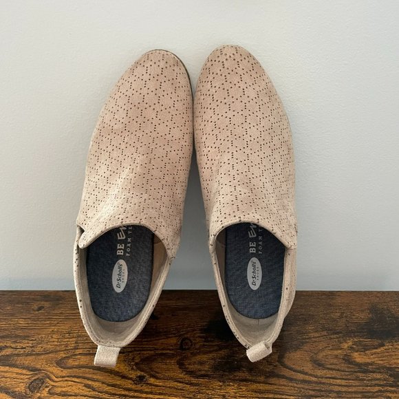 Dr. Scholl's Rate Wide Comfort Ankle Booties Putty Perforated Microfiber Wns 6 W - Picture 6 of 11